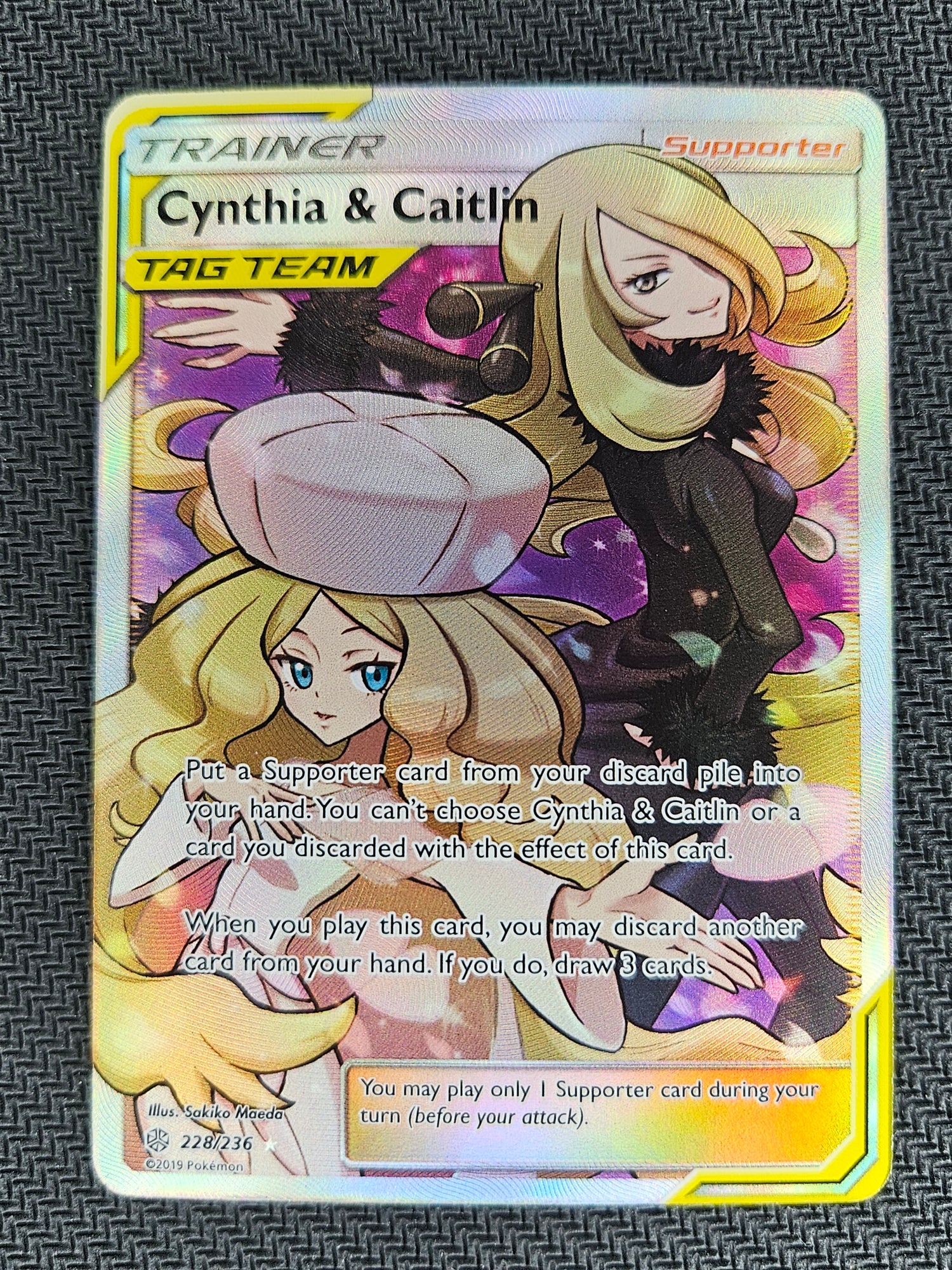Cynthia Caitlin Cosmic Eclipse 228 Englisch main image 1