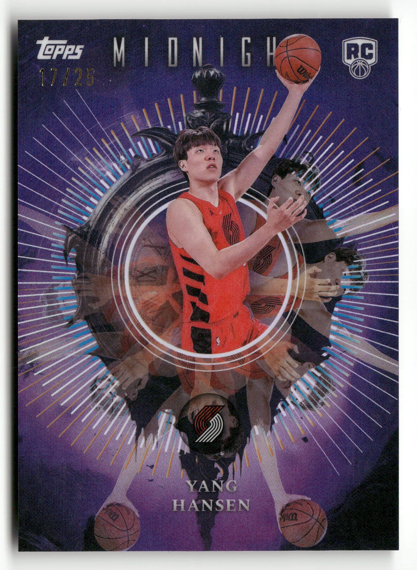 2025-26 Topps Midnight #IN-25 Yang Hansen Insomnia Moonrise #/25