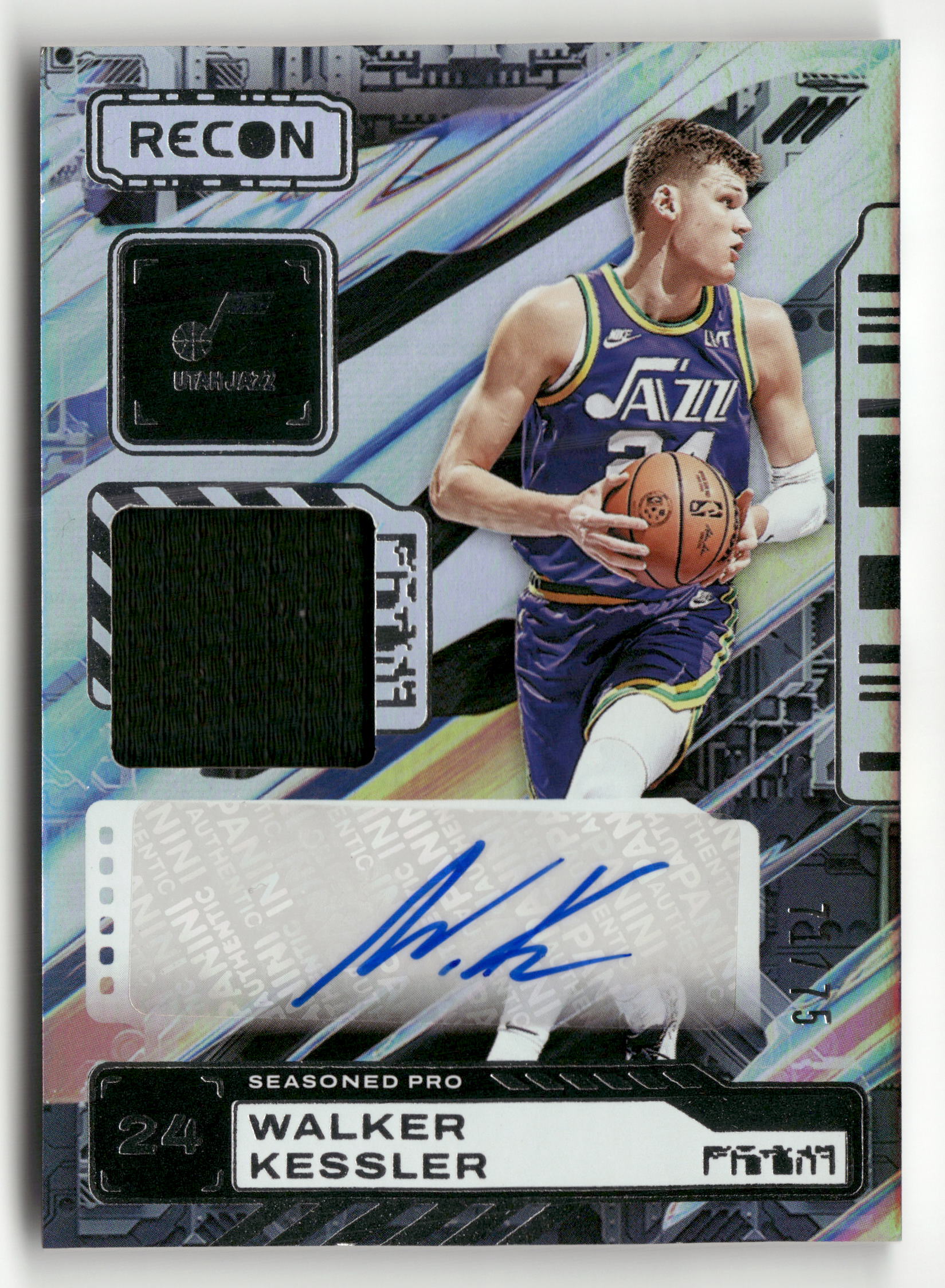 2023-24 Panini Recon #SPA-WKR Walker Kessler Seasoned Pro Autographs #/75