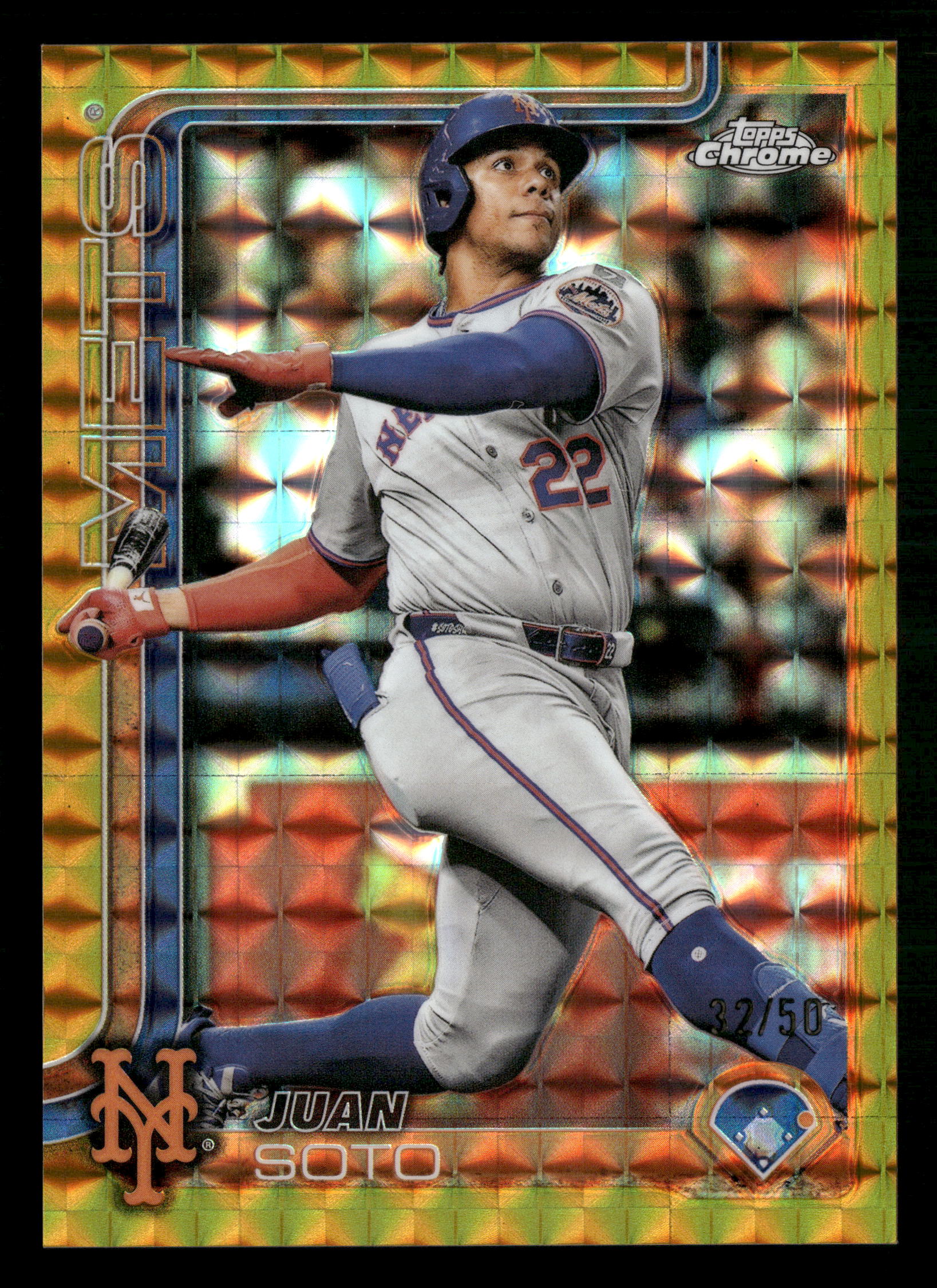 2025 Topps Chrome #200 Juan Soto Gold Geometric Refractors #/50