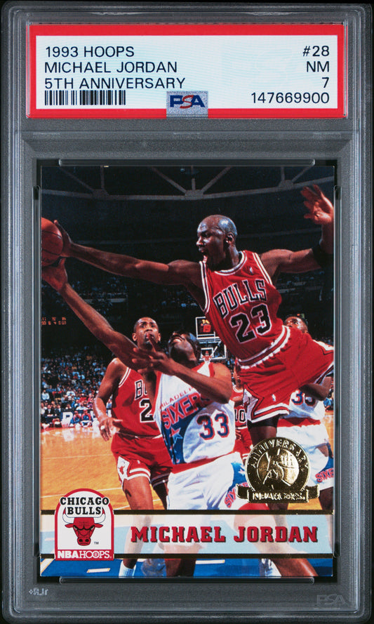 1993 Hoops #28 Michael Jordan 5th Anniversary PSA 7