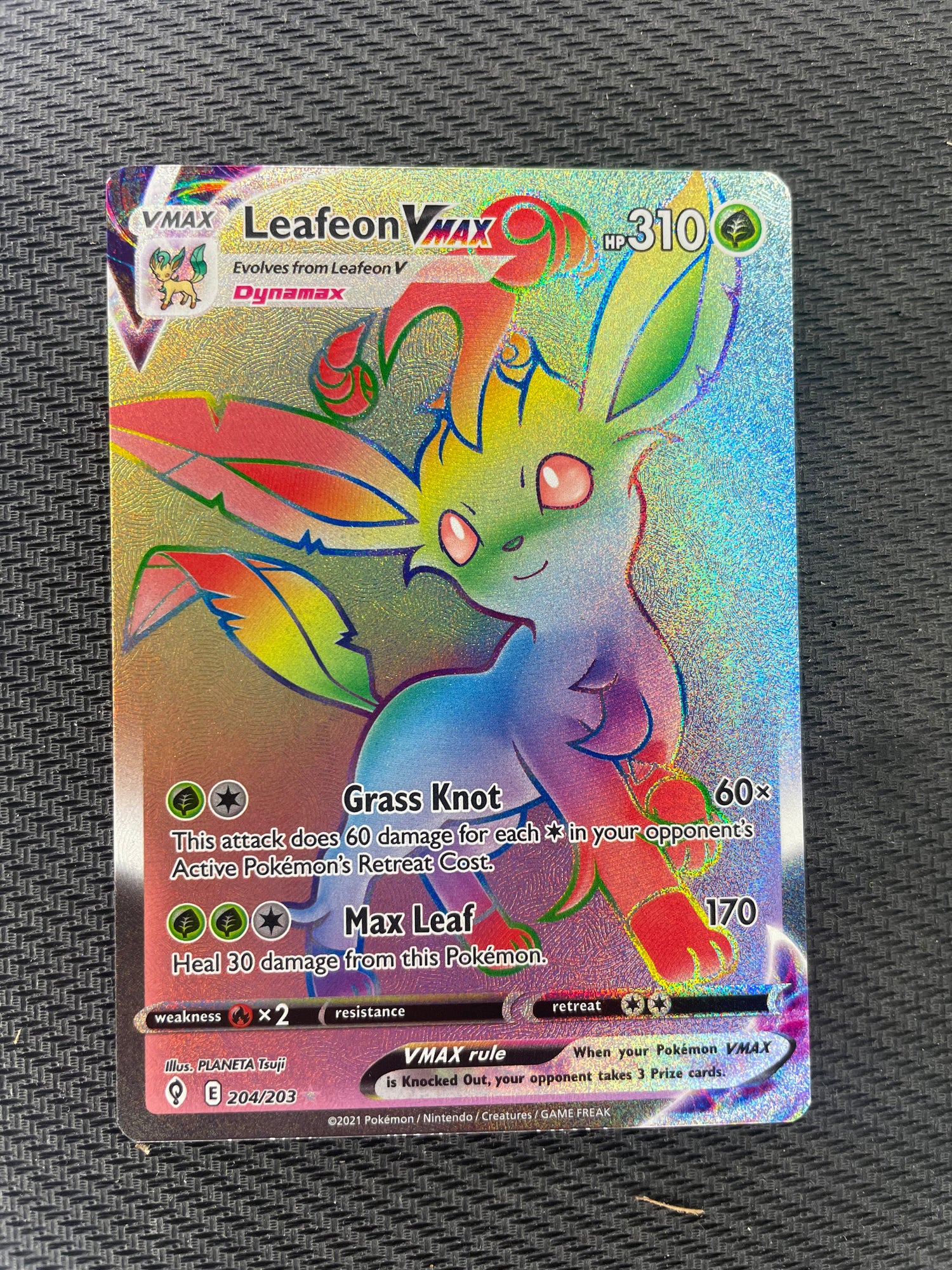 2021 Evolving Skies 204/203 Leafeon VMax Rainbow Secret – Mint Collectables